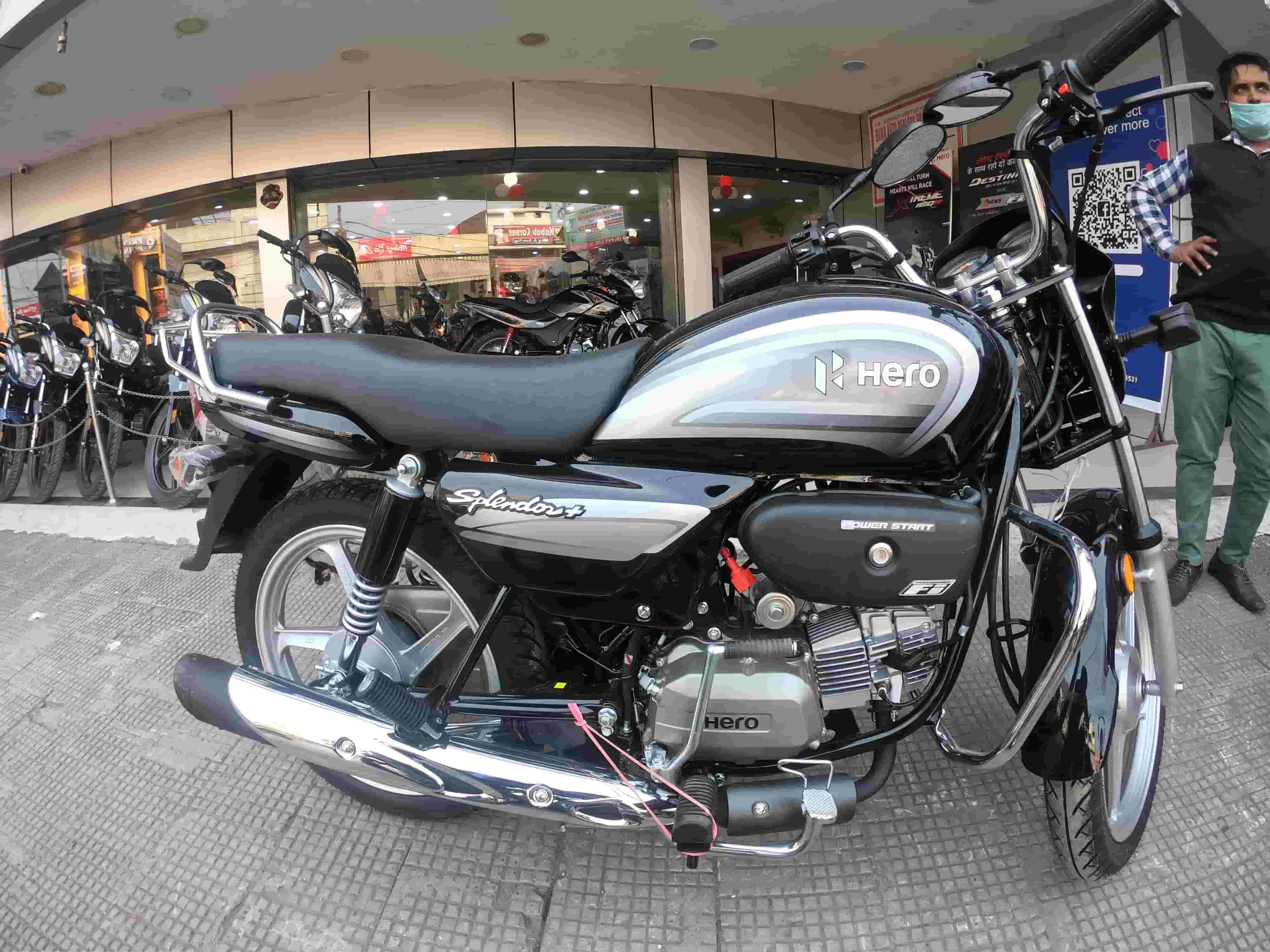 Hero Splendor Plus BS6 Price Mileage Colors Reviews Image